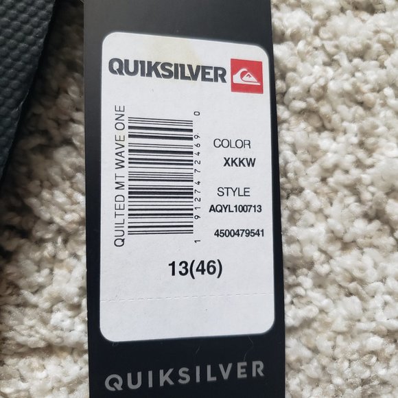 NEW Quicksilver Men\'s Black Quilted Flip Flop Size 13